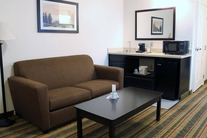 Room 5 of 39